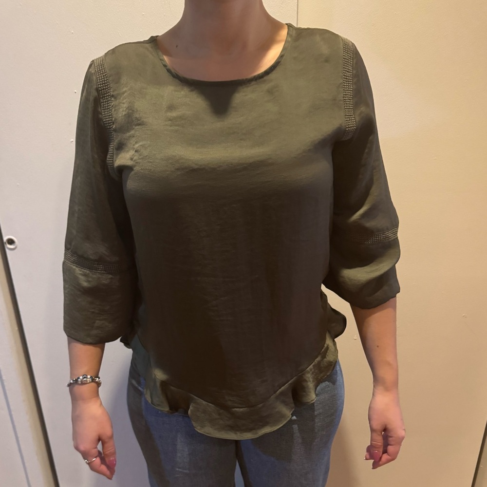 Apt. 9 Olive Green Top - Great for Work!